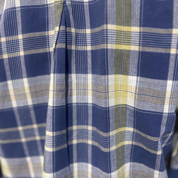 American Eagle Ladies Plaid Button Down Shirt - Picture 8 of 9